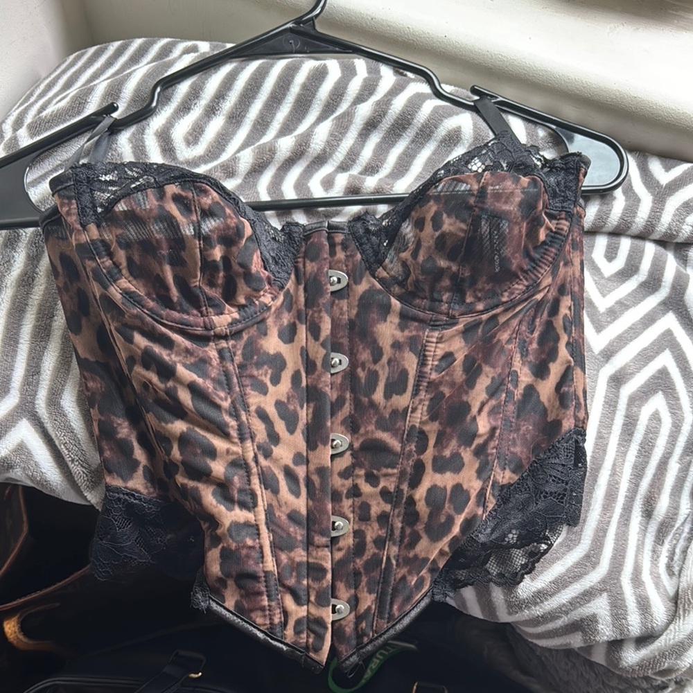 Fashion Nova Leopard Print Corset